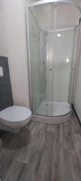 Koller Apartmanház Sárvár Exterior foto
